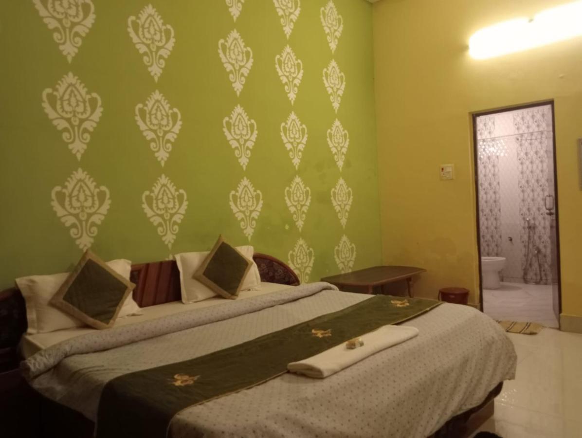 Gangotri Inn Bénarès Extérieur photo
